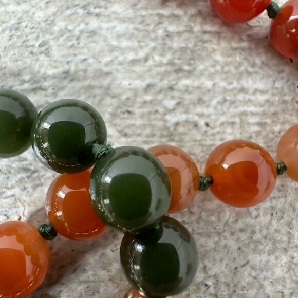 Vintage 14k Gold Balls With Hand Knotted Jade Beads Necklace - Picture 3 of 12